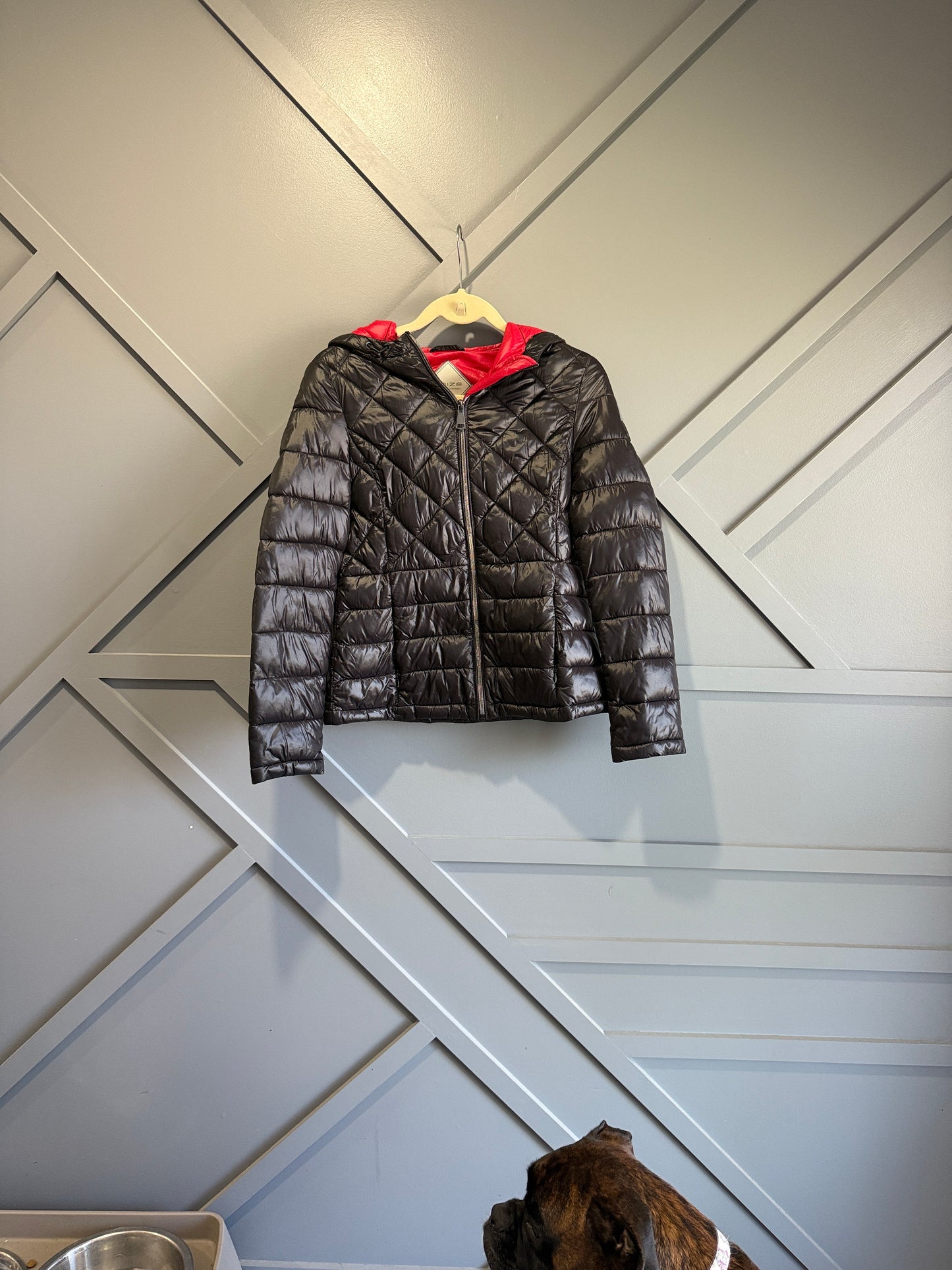Noize Women’s Quilted Black & Red Reversible Hooded Jacket – Size Small