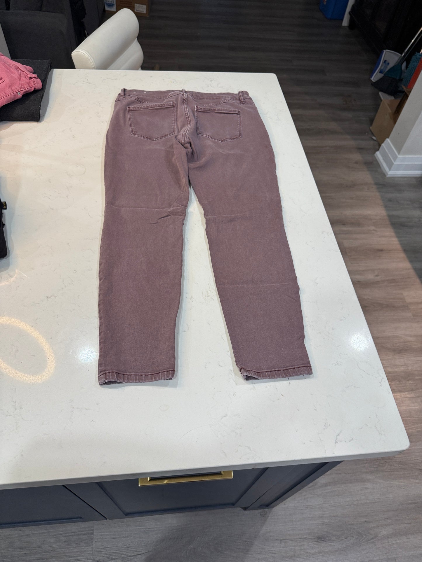 Mauve High-Rise Slim Straight Jean